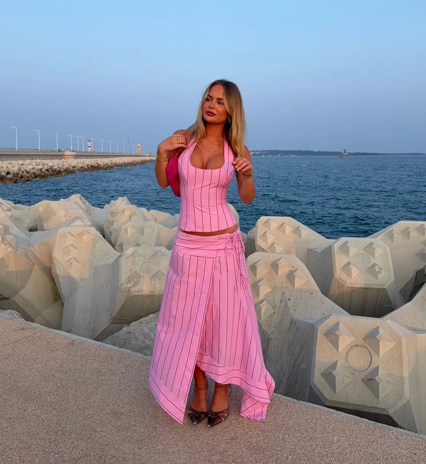 I Am Delilah - Sabrina Maxi Set Pink Sangria - 10 – By Jess Rentals